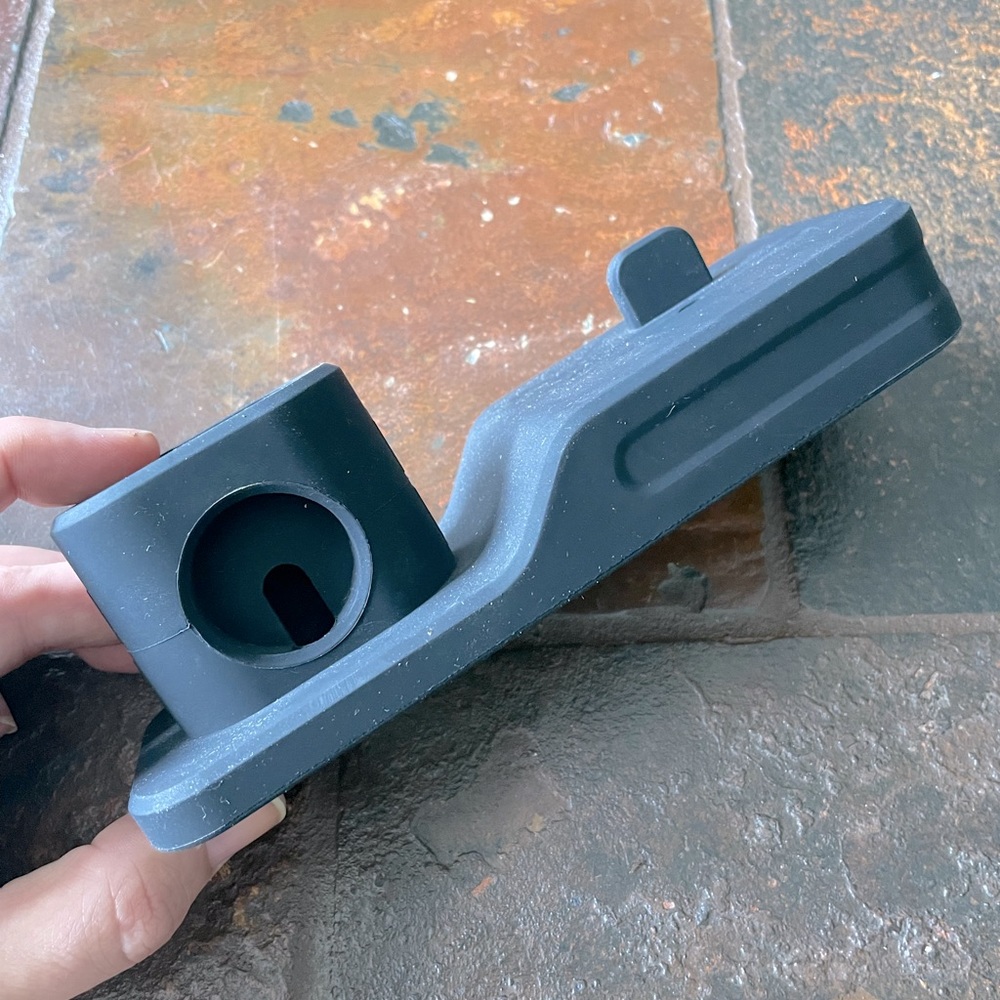 Silicone iPhone/watch/AirPod charging station